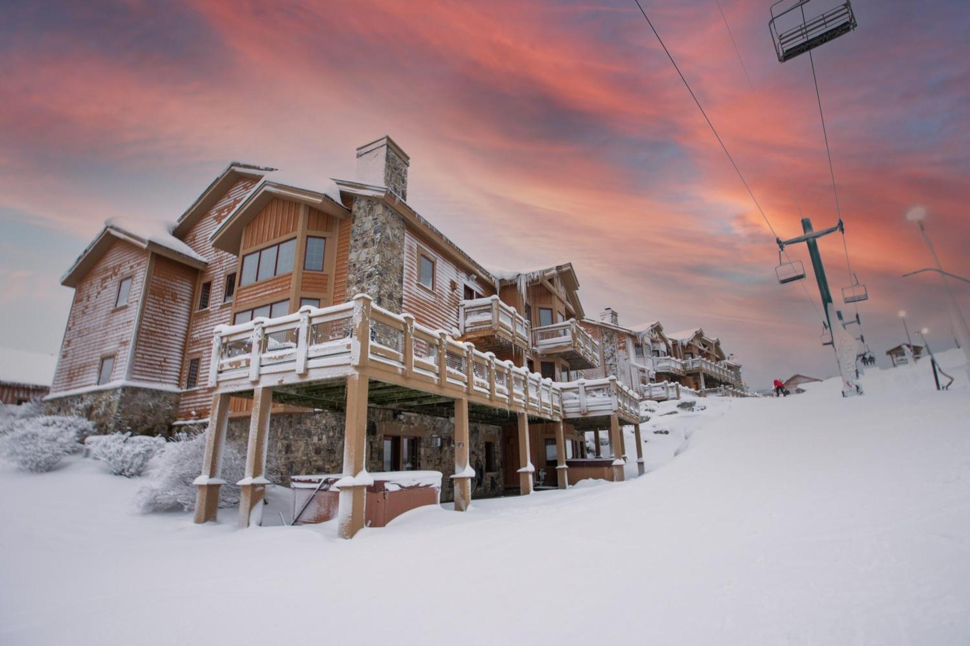 Southwinds Ultimate Slope Side Relaxation Spot Apartment Champion